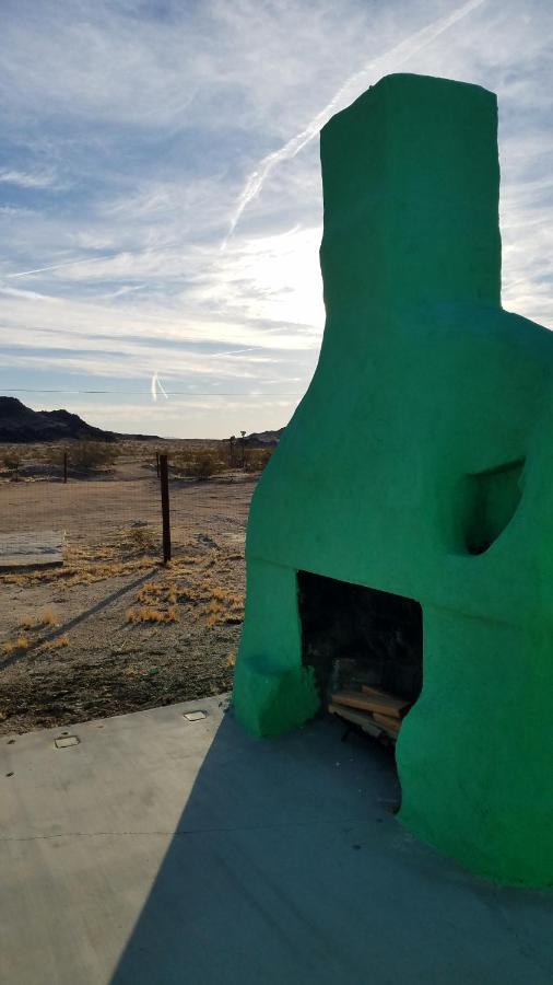 Smitty'S Hideaway Hotel Twentynine Palms Eksteriør billede